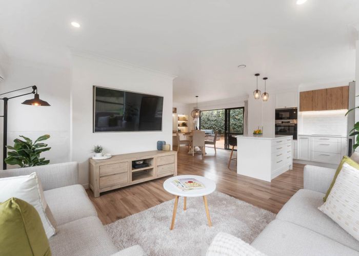  at 49d Flaxdale Street, Birkdale, North Shore City, Auckland