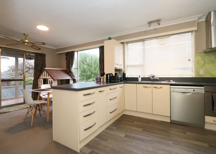 at 72 Melbourne Street, Windsor, Invercargill