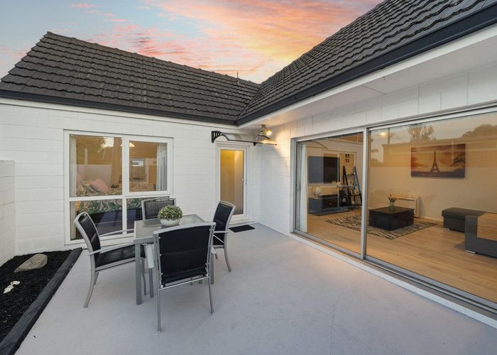  at 1/239 New Brighton Road, Burwood, Christchurch