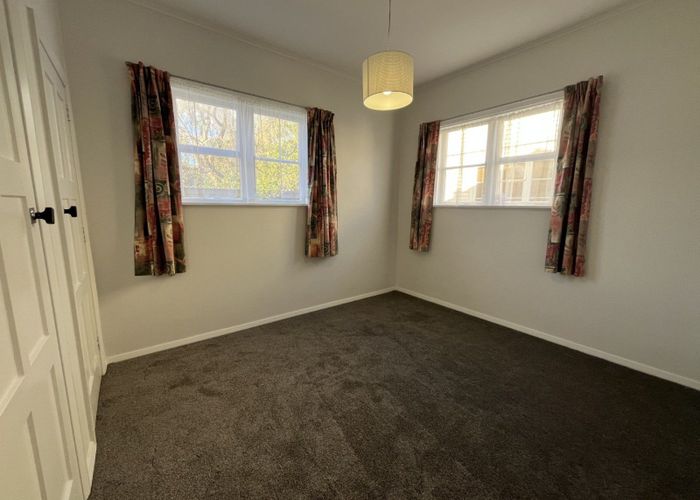  at 49 Ihle Street, Roslyn, Palmerston North, Manawatu / Whanganui