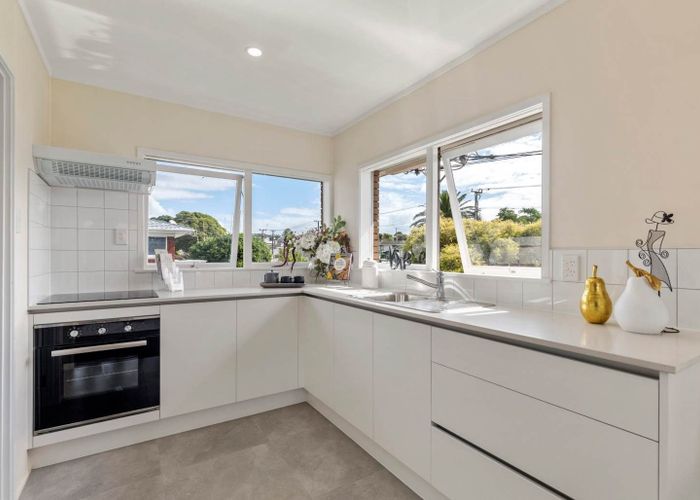  at 3/106 Barrack Road, Mount Wellington, Auckland City, Auckland