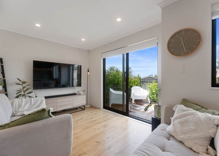  at 9C Glamorgan Drive, Torbay, North Shore City, Auckland