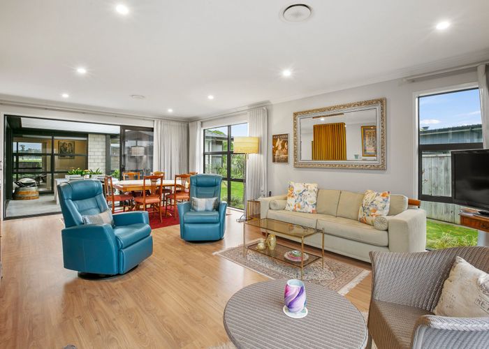  at 10 Francis Douglas Drive, Westown, New Plymouth