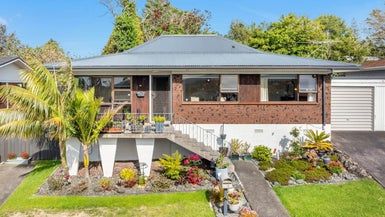  at 10/9 Evans Road, Glen Eden, Auckland