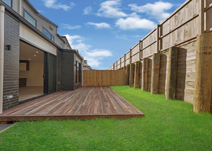  at 32B Hearth Street, Flat Bush, Manukau City, Auckland