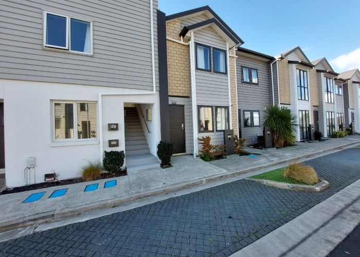  at 3/4 Wallson Crescent, Wiri, Manukau City, Auckland