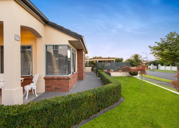  at 22 Manor Park Drive, Pyes Pa, Tauranga