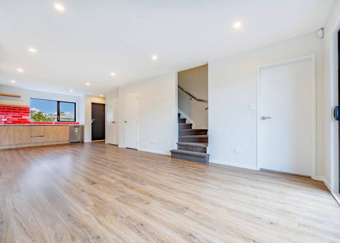  at 6/21 Peachgrove Road, Te Atatu Peninsula, Waitakere City, Auckland