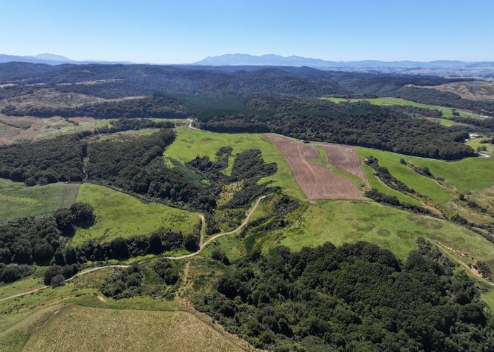  at 725 Grove Burn Road, Tuatapere, Southland, Southland