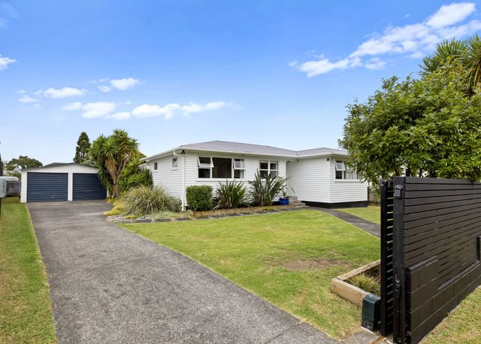  at 11 Brennan Avenue, Te Atatu Peninsula, Waitakere City, Auckland