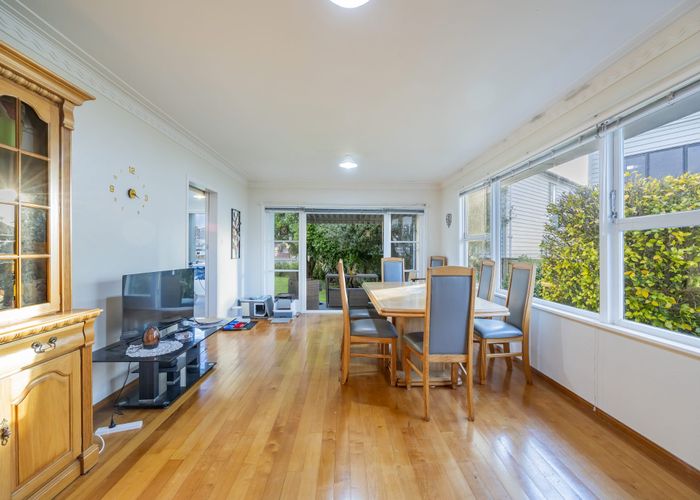  at 67 Te Kanawa Crescent, Henderson, Waitakere City, Auckland