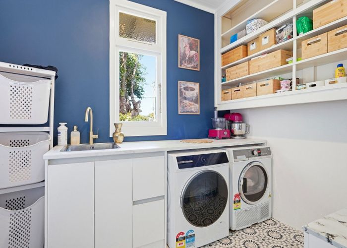  at 18 Parsons Street, Saint Johns Hill, Whanganui, Manawatu / Whanganui