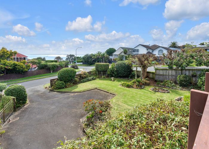  at 2 Evelyn Road, Cockle Bay, Auckland