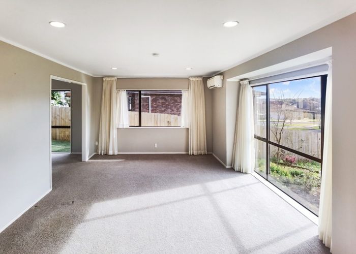  at 9 Eastridge Court, Northpark, Auckland