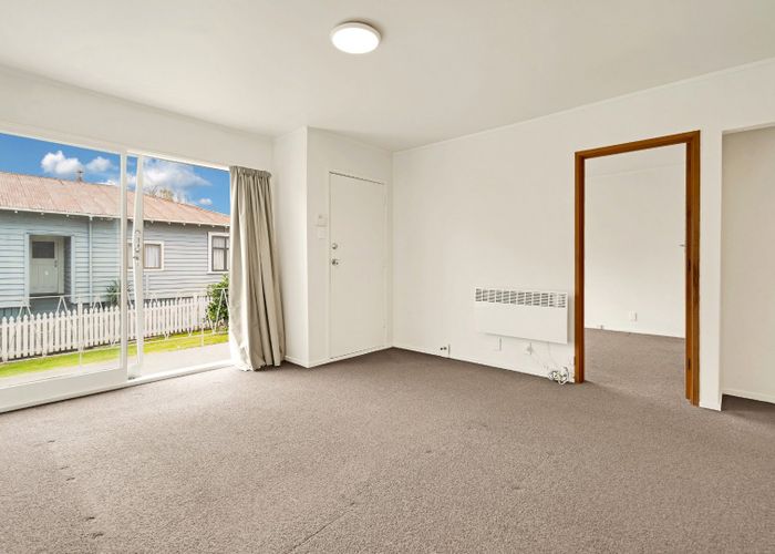  at 2/1154 New North Road, Mount Albert, Auckland City, Auckland