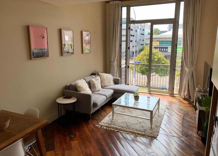  at 2/6 Kingdon St, Newmarket, Auckland City, Auckland