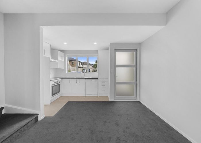  at 15/11 Ray Small Drive, Papakura, Papakura, Auckland