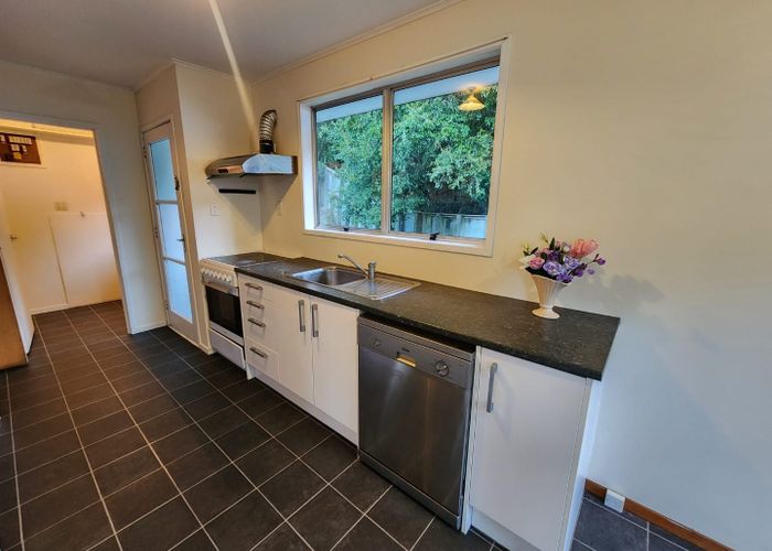  at 80 Salamanca Road, Sunnynook, Auckland