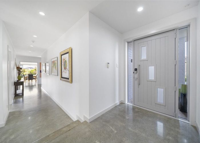  at 6 Giarni Place, Karaka, Papakura