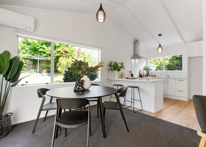  at 1/72 Vodanovich Road, Te Atatu South, Waitakere City, Auckland