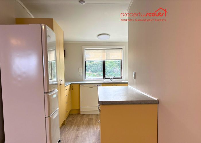  at 33A Kinloch Place, Papakowhai, Porirua, Wellington