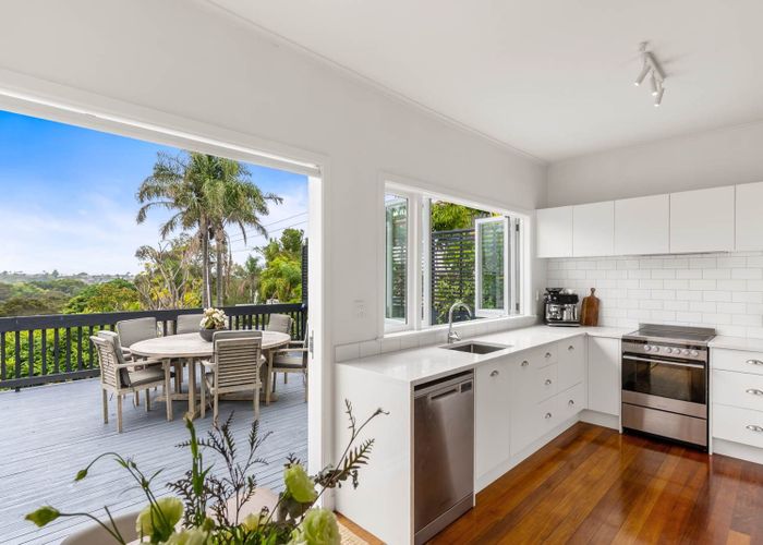  at 5A Lake Road, Northcote, North Shore City, Auckland