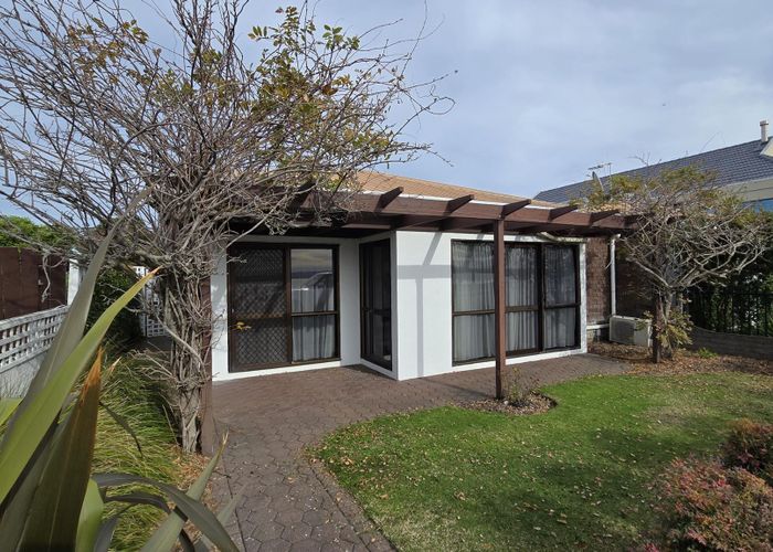  at 32A Charles Street, Westshore, Napier, Hawke's Bay