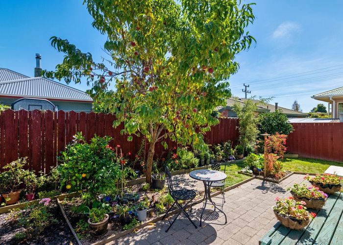  at 2/12 Marsden Road, Stoke, Nelson