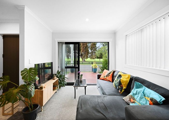  at 2/183 Knighton Road, Hillcrest, Hamilton, Waikato