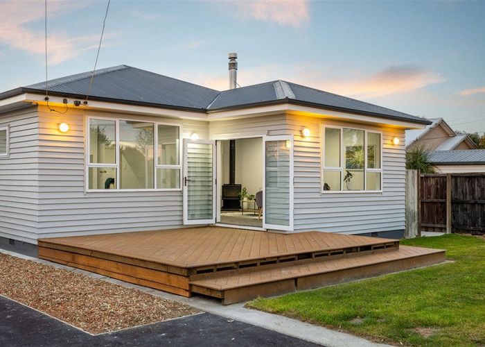  at 1/8 Domain Terrace, Spreydon, Christchurch