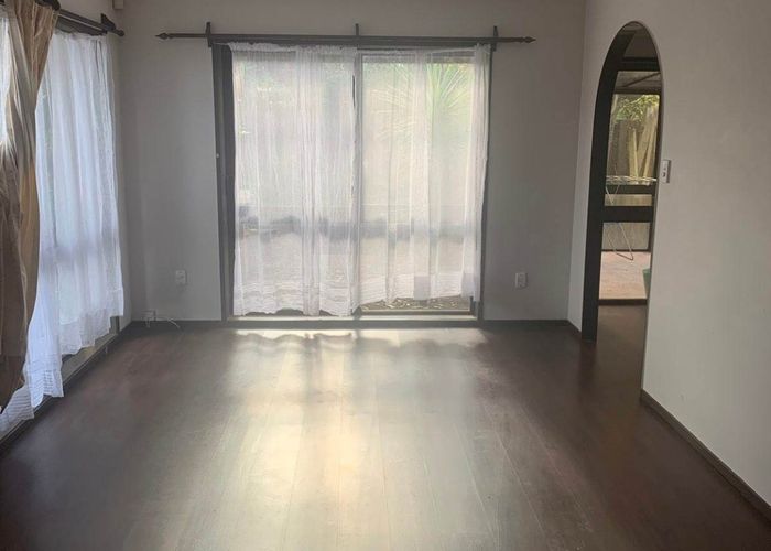  at 1/39 Jillteresa Crescent, Half Moon Bay, Manukau City, Auckland