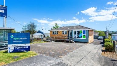  at 124C Birkenhead Avenue, Birkenhead, Auckland