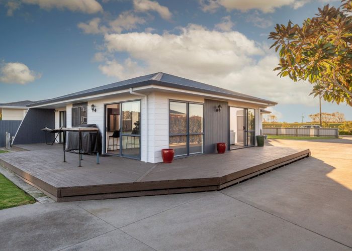  at 13 East Bank Road, Thornton, Whakatane