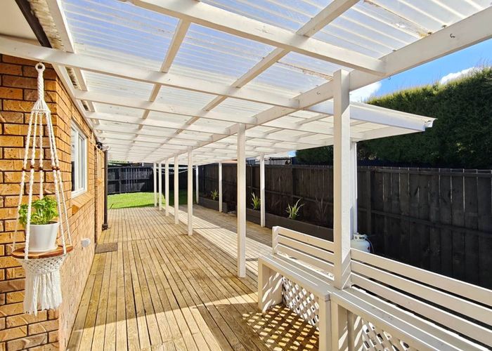  at 5 Sispara Place, Beach Haven, North Shore City, Auckland