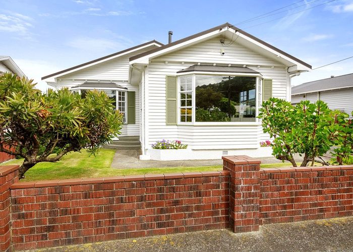  at 34 Beaumont Avenue, Alicetown, Lower Hutt
