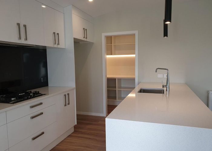  at 34 Paremata Crescent, Paremata, Porirua