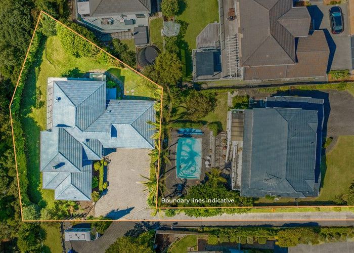  at 80 Onetaunga Road, Chatswood, Auckland