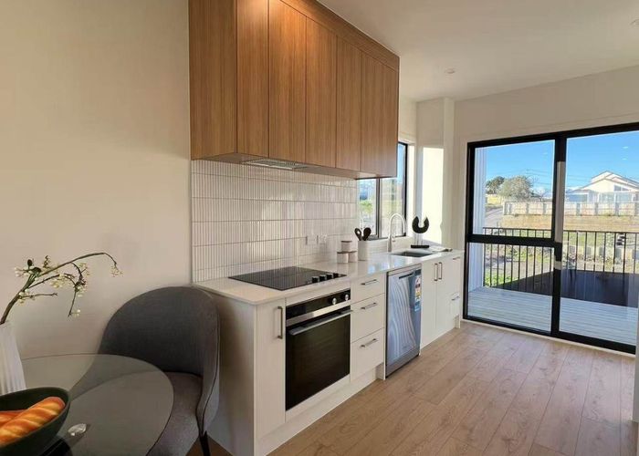  at 32 Kanapa Road, Northcross, North Shore City, Auckland