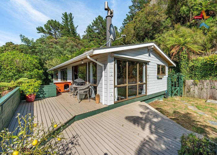  at 30 Korau Grove, Stokes Valley, Lower Hutt