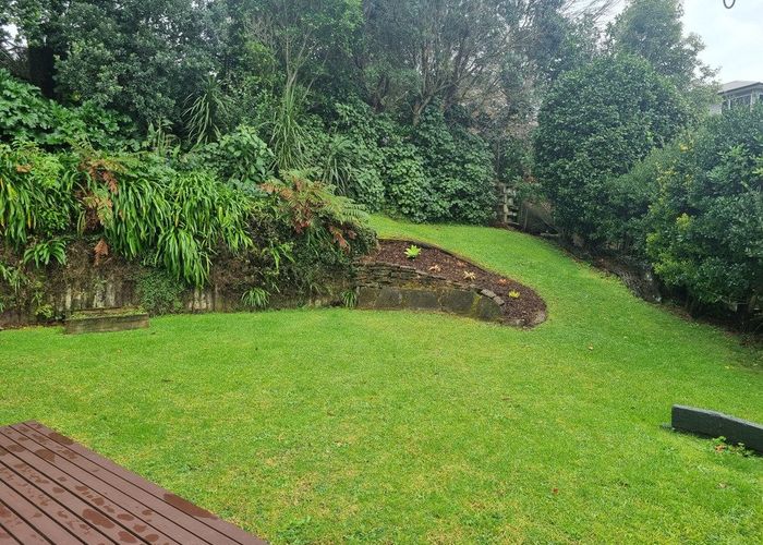  at 6c Waterloo Place, Westown, New Plymouth, Taranaki