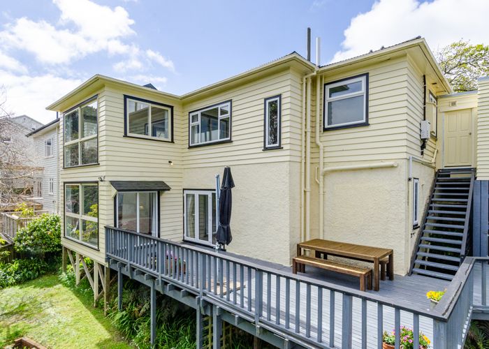  at 8 Shirley Street, Karori, Wellington
