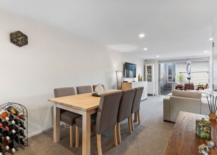  at 13/1 Gracechurch Drive, Flat Bush, Manukau City, Auckland