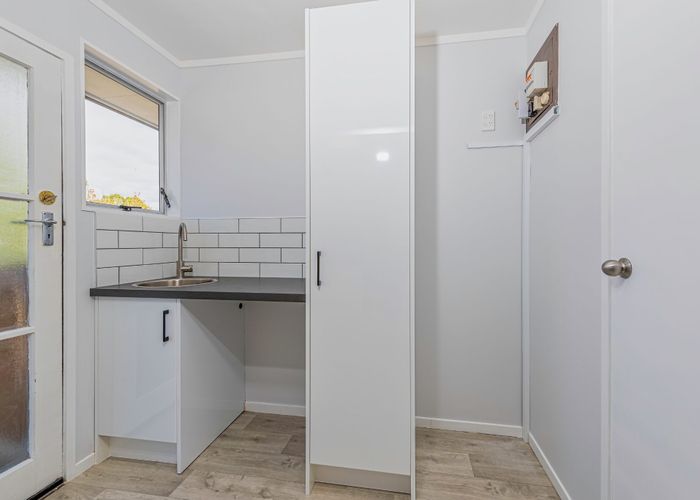  at 1/26 Kemp Road, Massey, Auckland