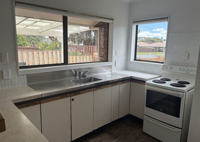  at 1/383 Blockhouse Bay Road, Blockhouse Bay, Auckland City, Auckland