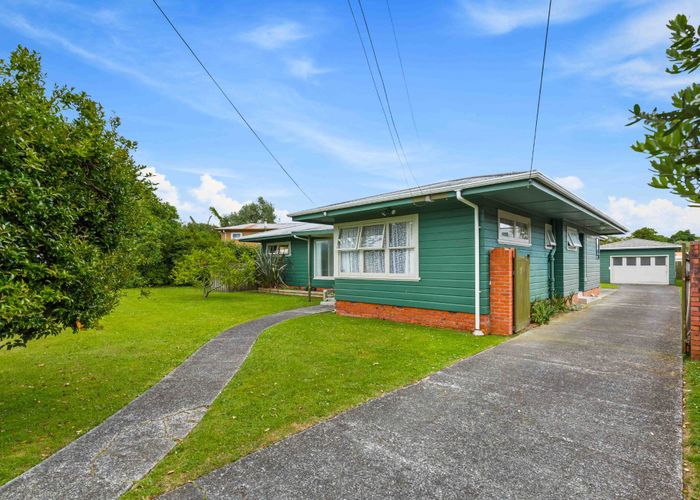  at 35 Yeovil Road, Te Atatu Peninsula, Auckland