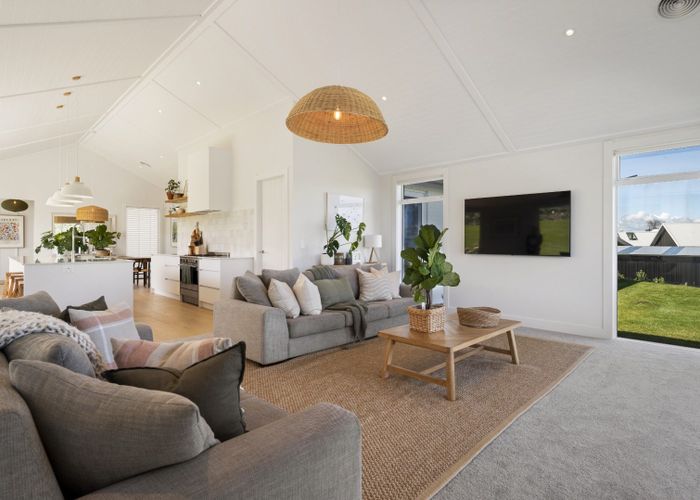  at 5 Lens Way, Taupo