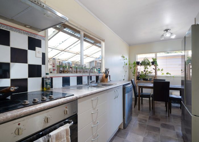  at 42A Farwood Drive, Henderson, Waitakere City, Auckland