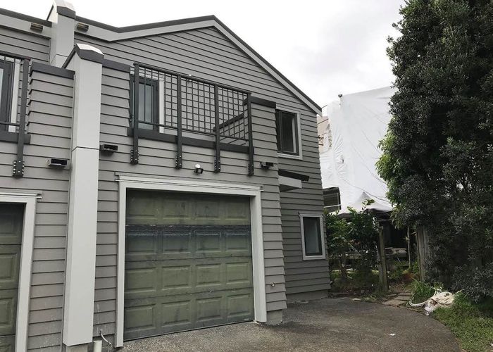  at 9/36 John Jennings Drive, Oteha, Auckland