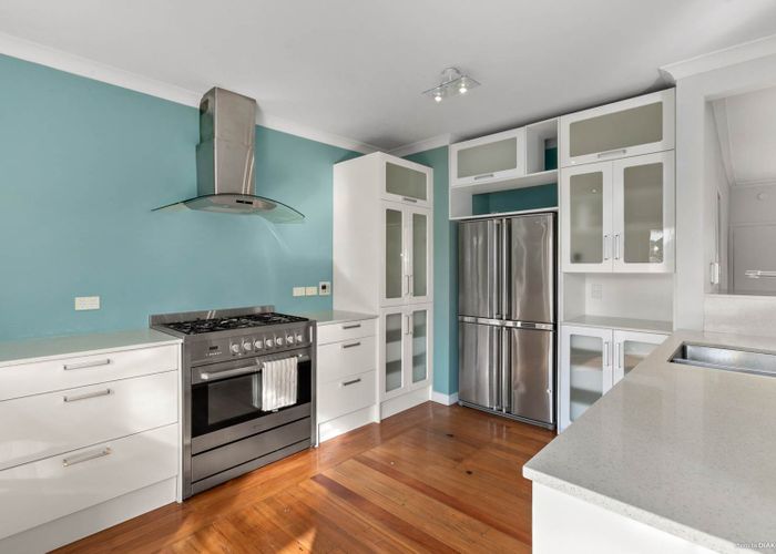  at 18 Woodglen Road, Glen Eden, Auckland