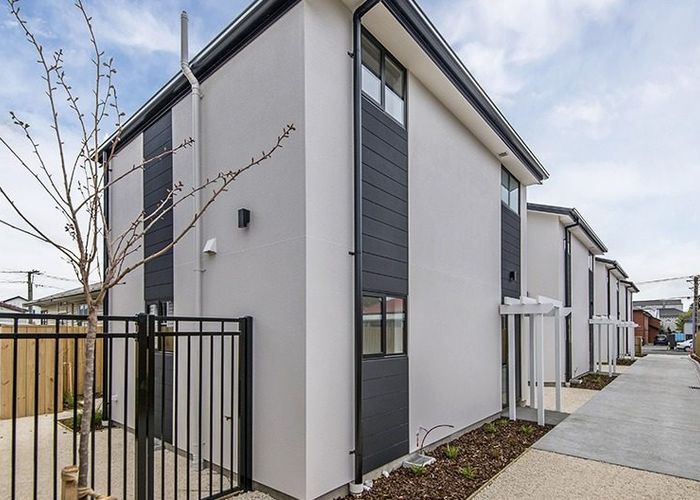  at 4/24  Parlane Street, Addington, Christchurch City, Canterbury